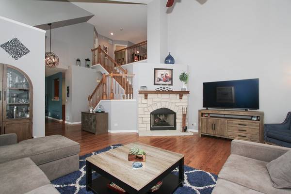 44 Lakebreeze CT, Lake Zurich, IL 60047