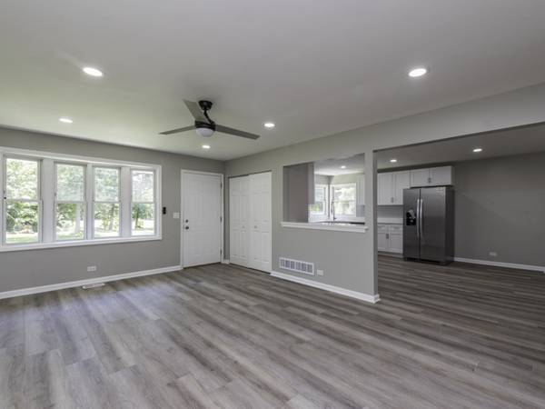 10350 W California AVE, Beach Park, IL 60099