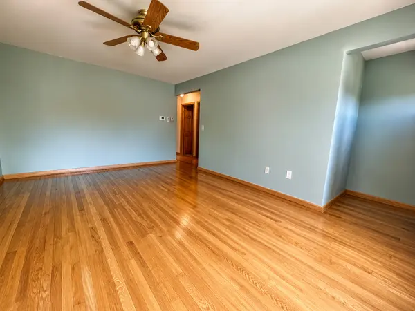 14329 Keystone AVE, Midlothian, IL 60445