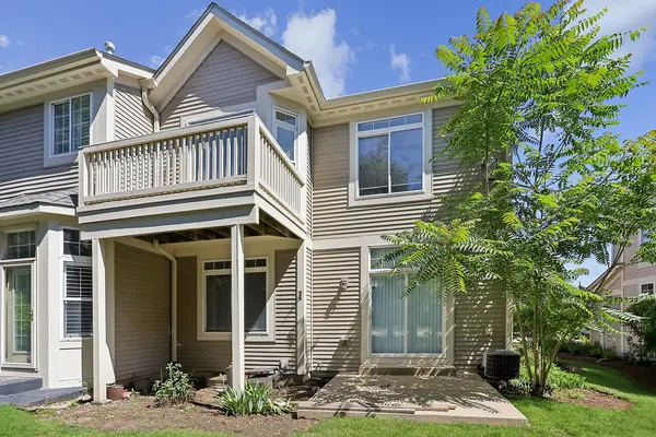 3383 Rosecroft LN, Naperville, IL 60564