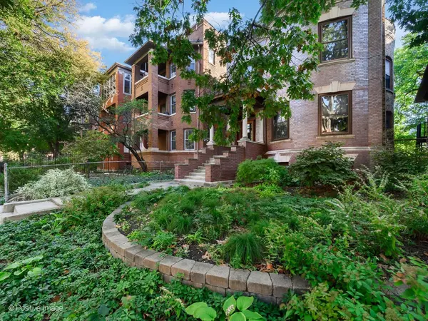 4327 N Kenmore AVE, Chicago, IL 60613
