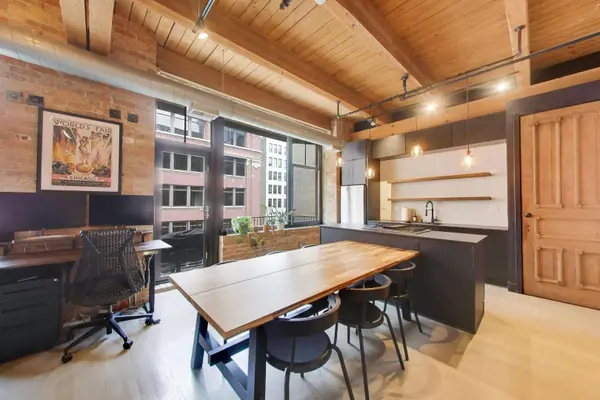 625 W Jackson BLVD #512, Chicago, IL 60661