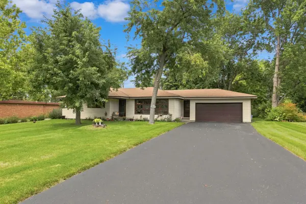 18860 S Leila DR, Mokena, IL 60448