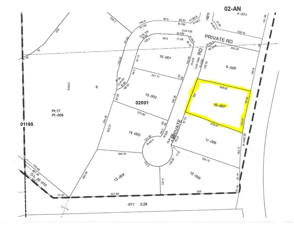 17 Ashe RD, Sugar Grove, IL 60554
