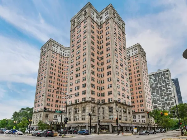 5555 N SHERIDAN RD #1612, Chicago, IL 60640