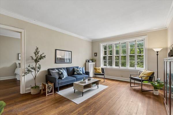 1214 Central ST #1N, Evanston, IL 60201