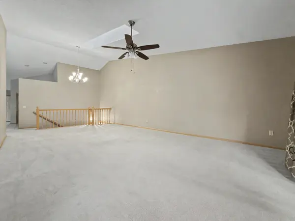 3981 PRAIRIE LN, Bettendorf, IA 52722