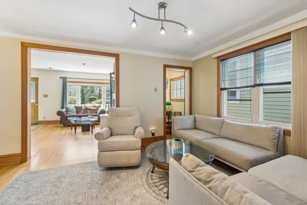 1730 W Winona ST, Chicago, IL 60640
