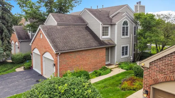 1437 Aberdeen CT #93, Naperville, IL 60564