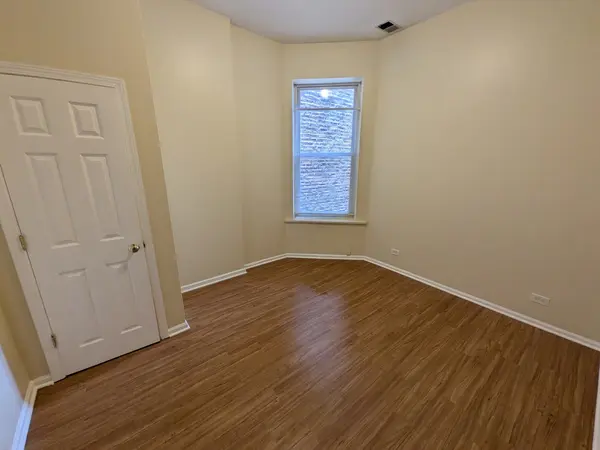 1106 W Taylor ST #2nd-Flr, Chicago, IL 60607