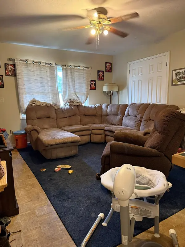 1706 W 1st ST, Dixon, IL 61021