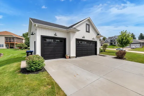 2908 Diamond Mil CIR, Coralville, IA 52241