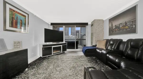 545 N Dearborn ST #W2108, Chicago, IL 60654