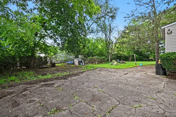 1428 N Cedar Lake RD, Round Lake Beach, IL 60073
