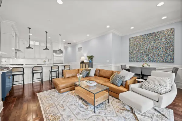 1540 W Wrightwood AVE #2, Chicago, IL 60614