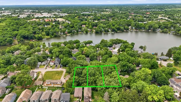 24005 N VALLEY RD, Lake Zurich, IL 60047