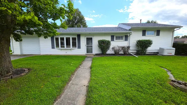 208 E 8th AVE, Colona, IL 61241