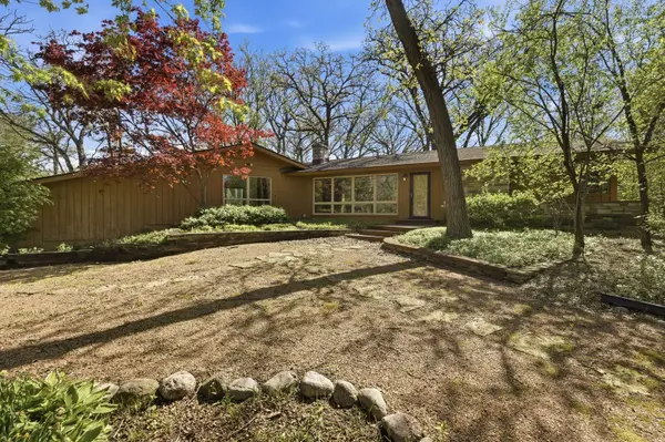 8623 W Algoma RD, Palos Park, IL 60464