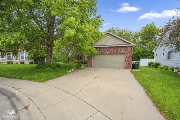 246 Teal LN, Braidwood, IL 60408