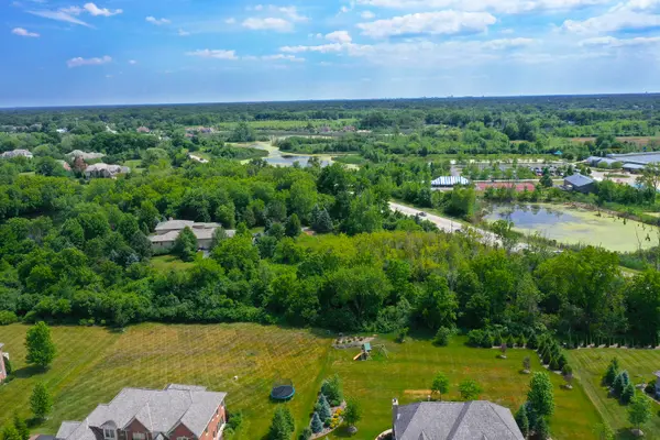 4597 Patricia DR, Long Grove, IL 60047
