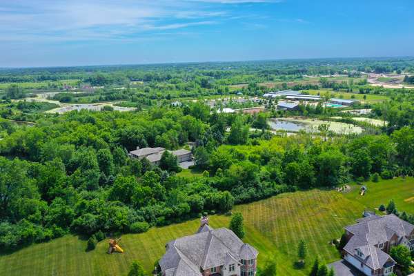 4597 Patricia DR, Long Grove, IL 60047
