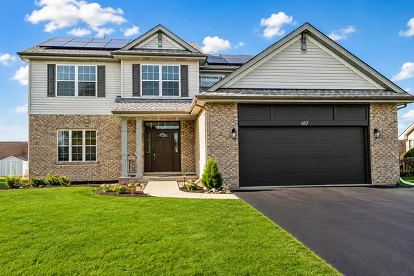 731 Bobwhite LN, New Lenox, IL 60451