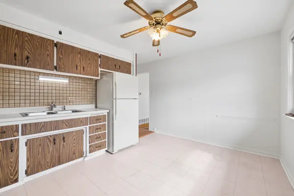 198 W Normandy DR, Chicago Heights, IL 60411