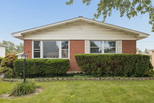 198 W Normandy DR, Chicago Heights, IL 60411