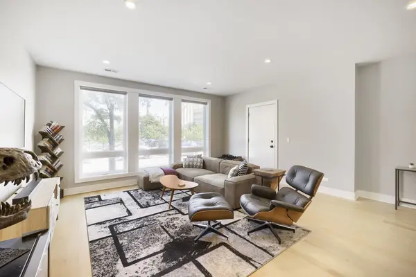1456 N Western AVE #1, Chicago, IL 60622