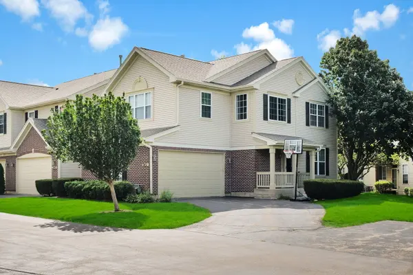 2451 Stonegate RD, Algonquin, IL 60102