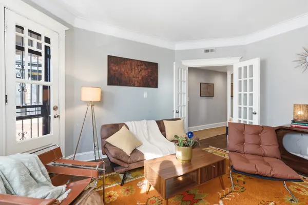 6239 S Ellis AVE #3, Chicago, IL 60637