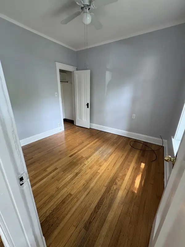 3008 W Cullom AVE #1E, Chicago, IL 60618