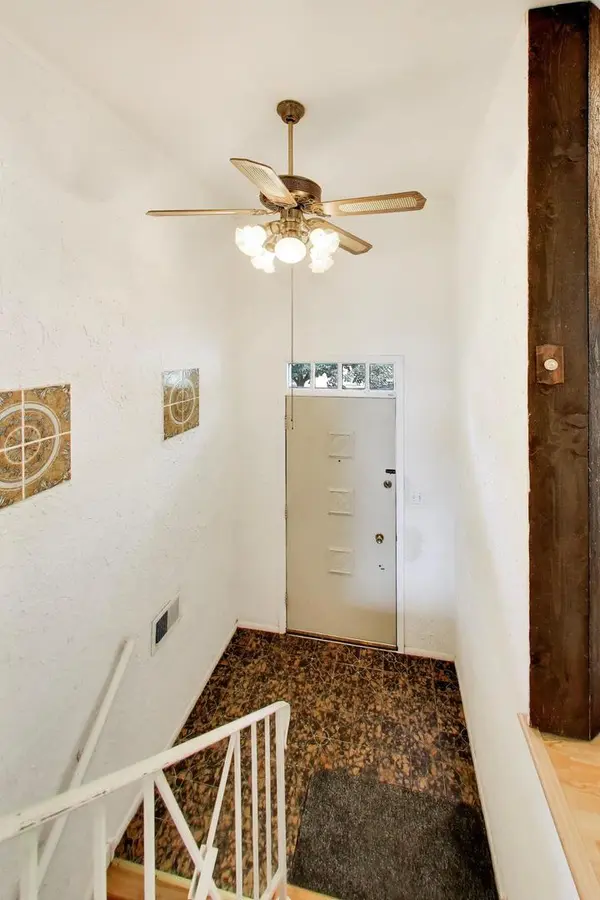 41 Redwood TRL, Wheeling, IL 60090