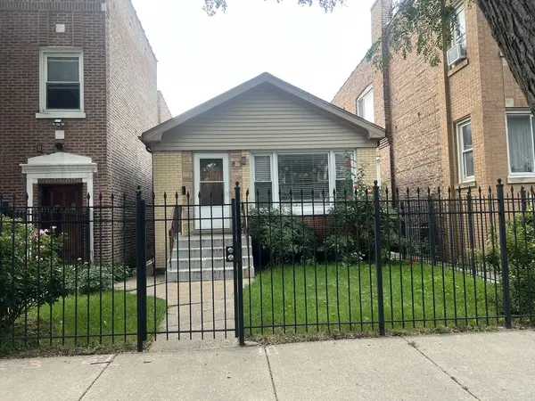 1504 N Kolin AVE, Chicago, IL 60651