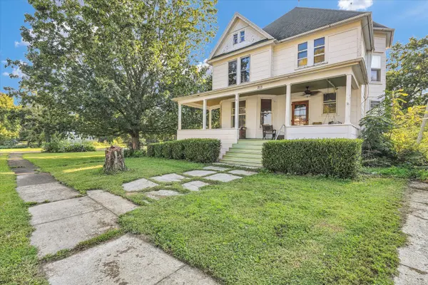 213 N Hunt ST, Melvin, IL 60952