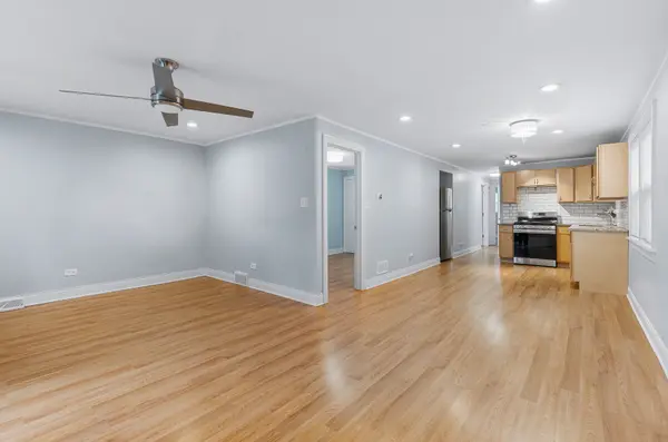 1402 E 76th ST, Chicago, IL 60619