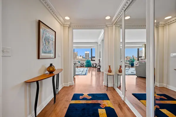 1410 N State Pkwy #27B, Chicago, IL 60610