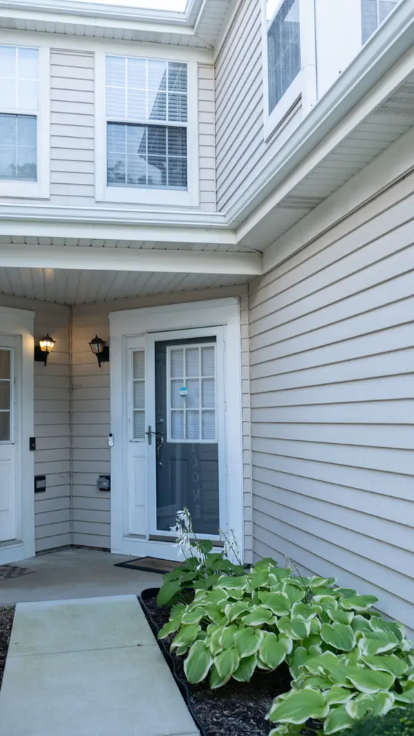 4489 W Brownstone WAY #4489, Waukegan, IL 60085