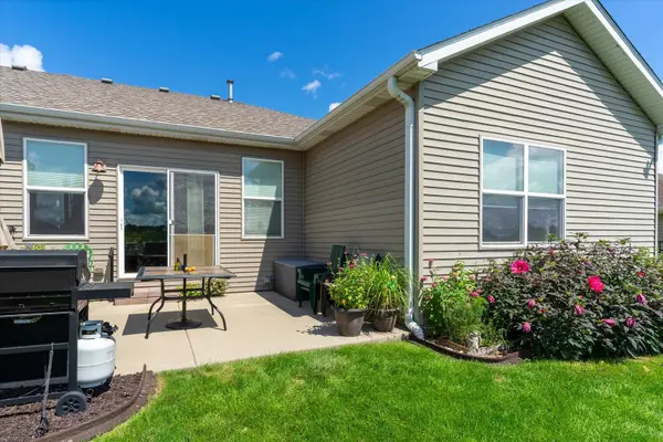 364 Ator DR #B, Lasalle, IL 61301