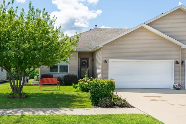 364 Ator DR #B, Lasalle, IL 61301