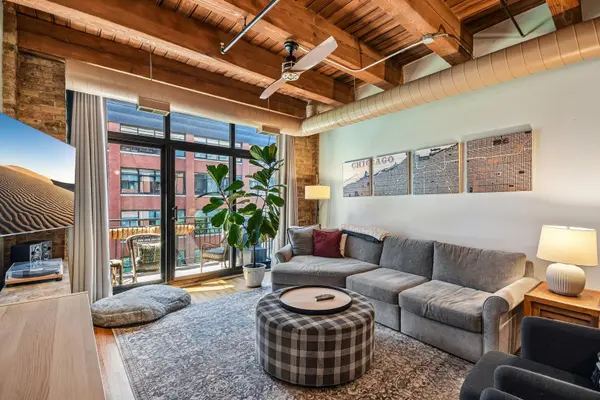 520 W Huron ST #414, Chicago, IL 60654