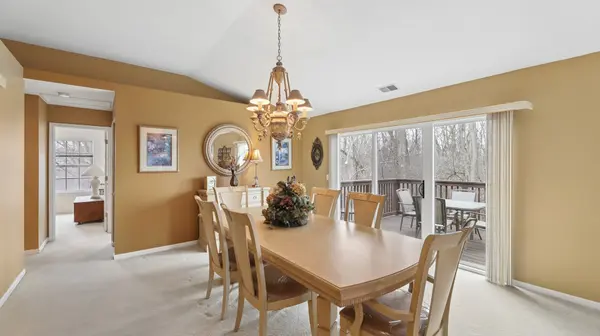 628 King CT #628, East Dundee, IL 60118