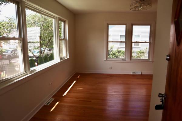 2125 N Mulligan AVE, Chicago, IL 60639