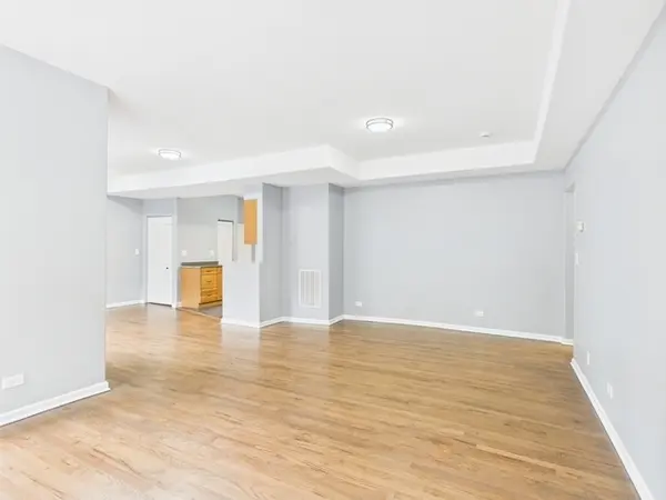 1729 E 67th ST #2E, Chicago, IL 60649