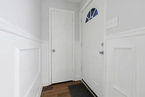 7836 S Kedvale AVE, Chicago, IL 60652