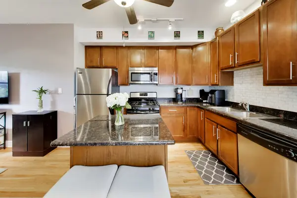 2215 W FOSTER AVE #3, Chicago, IL 60625
