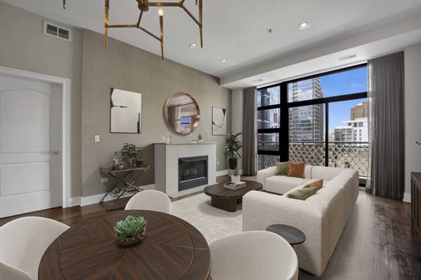 101 W Superior ST #1202, Chicago, IL 60654