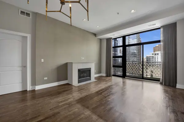 101 W Superior ST #1202, Chicago, IL 60654