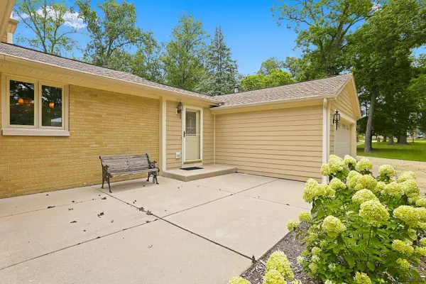33601 5 Points RD, Kingston, IL 60145