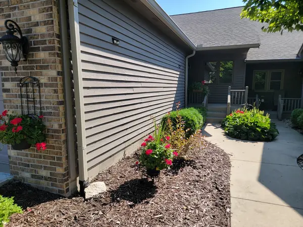 1509 Fort Jesse RD #20, Normal, IL 61761
